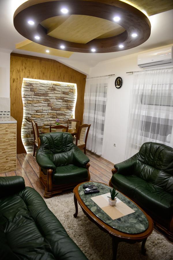 Apartments Mm Niksic Luaran gambar